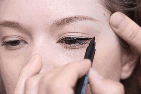 Как да използвате магнитна очна линия (2) How to use magnetic eyeliner (2)
